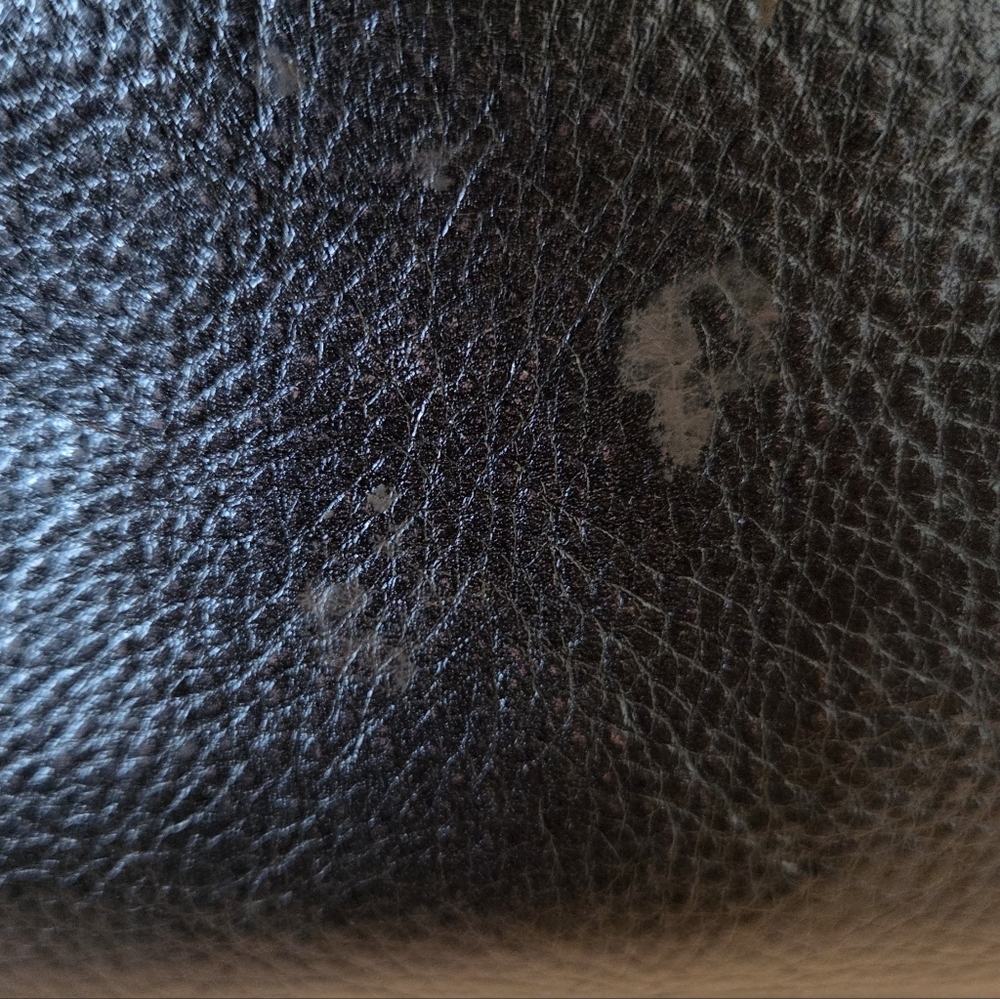 Hobo Wallet - Picture 16 of 16